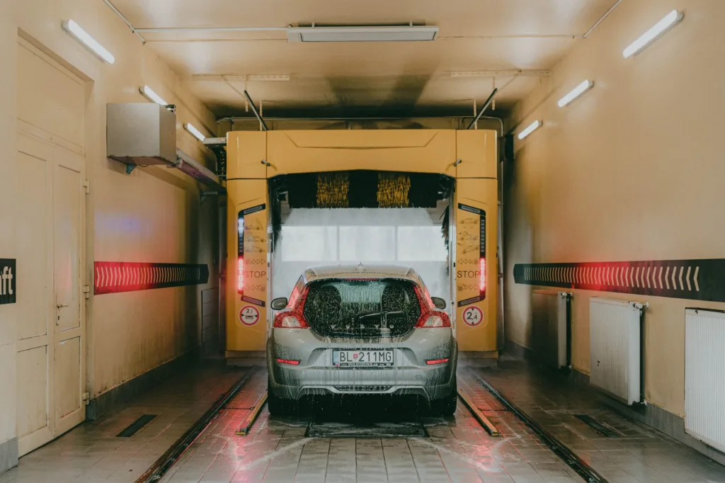 Hand Wash vs Automatic Car Wash: Which Is Better?