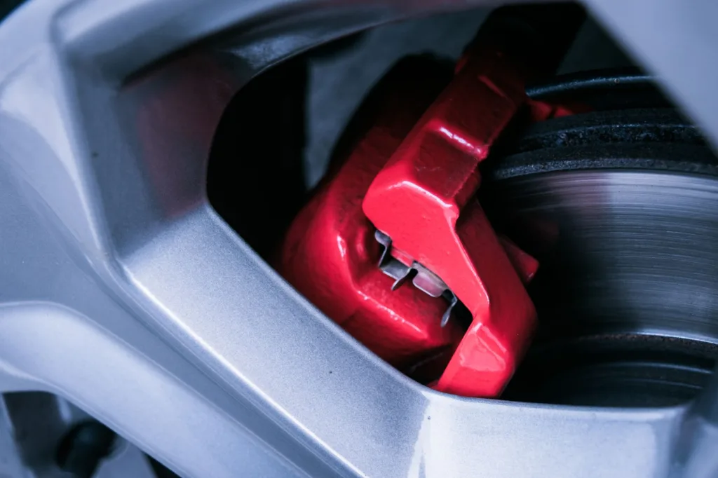 What Causes Brake Squeal: Common Reasons and Warning Signs